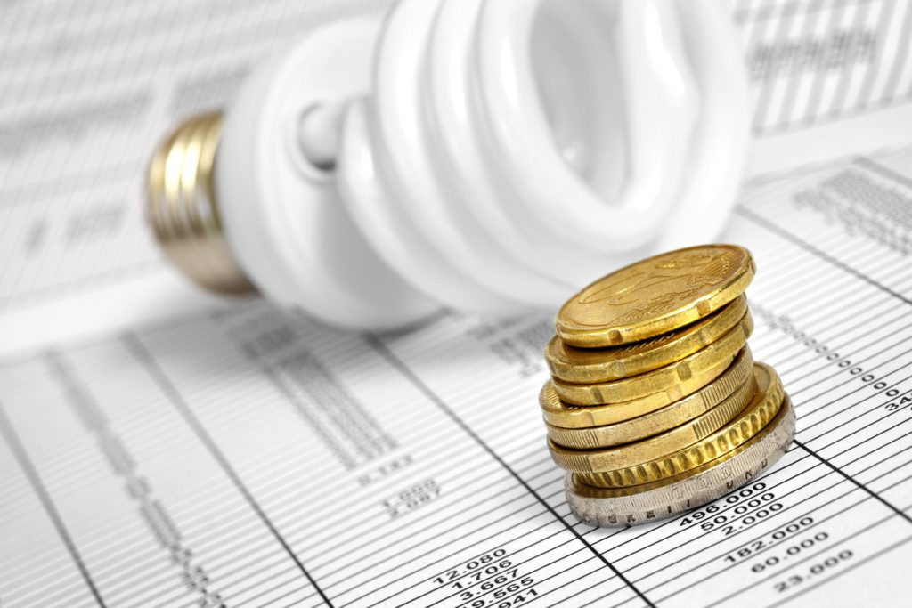Aprenda agora como reduzir energia elétrica na empresa!