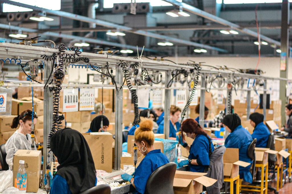 Luminárias Industriais LED: conheça os 6 principais modelos, Luter Led