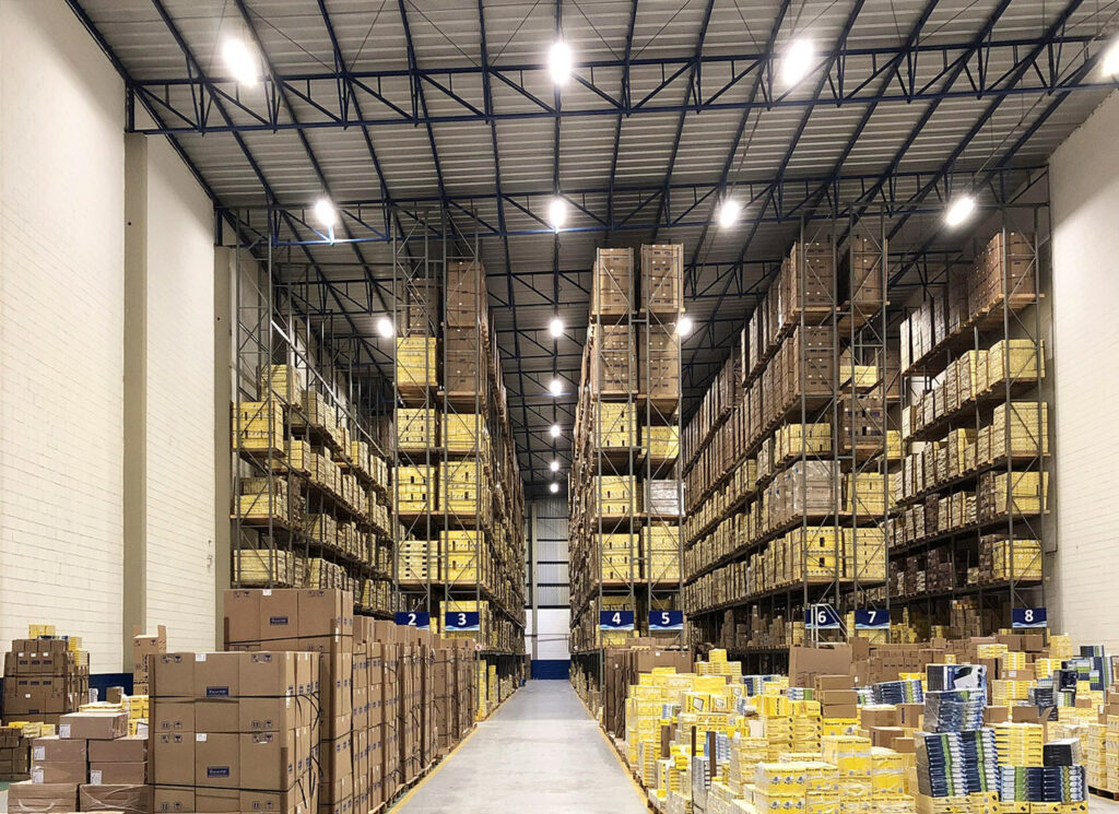 Luminárias Industriais LED: conheça os 6 principais modelos, Luter Led