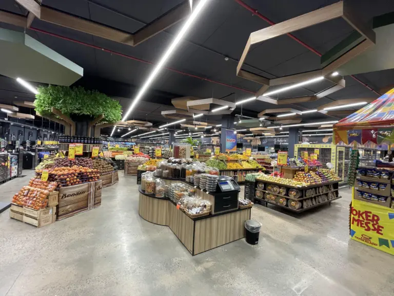 Projeto Luminotécnico Supermercado Barbosa